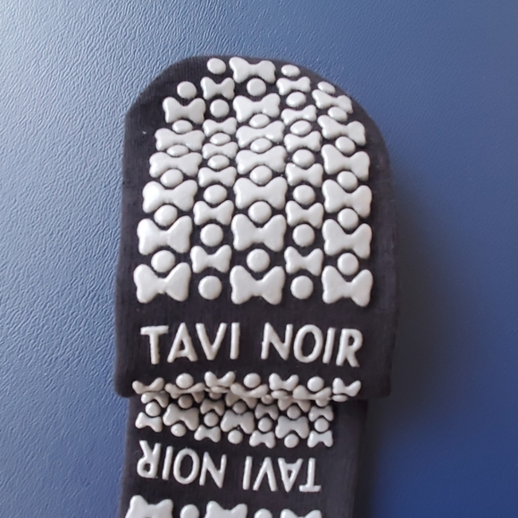 Tavi Noir Mickey Grip Socks - Picture 2 of 3